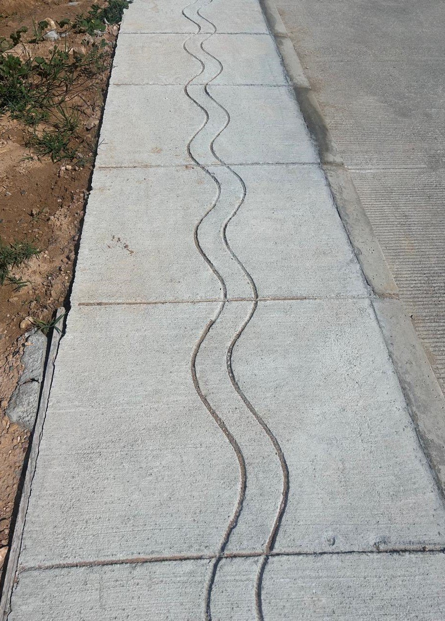 Andenes y vías internas pavimentadas